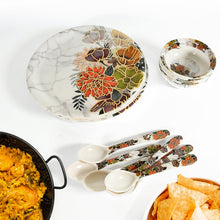 Dream 18-Piece Plastic Dinner Set