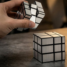Mirror Cube â€“ 3x3 Puzzle Cube with Reflective Silver Surfaces